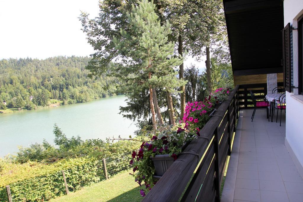 Lake House Apartment Medvode Ngoại thất bức ảnh