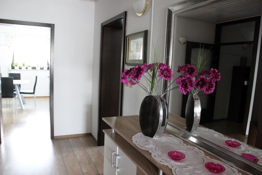 Lake House Apartment Medvode Ngoại thất bức ảnh
