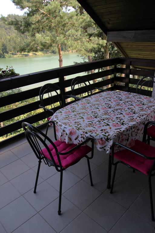 Lake House Apartment Medvode Ngoại thất bức ảnh